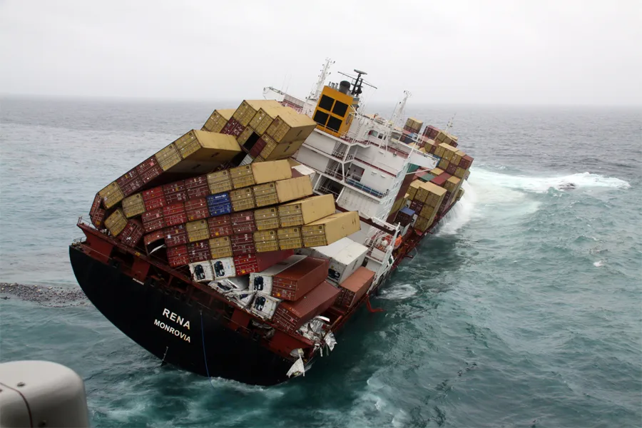 What happens when your cargo arrives damaged: responsibilities and how to prevent it